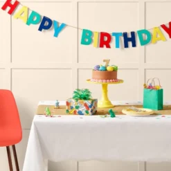 White Plastic Table Cloth - Spritz™