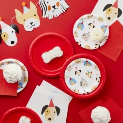 30ct Beverage Napkins Red - Spritz™